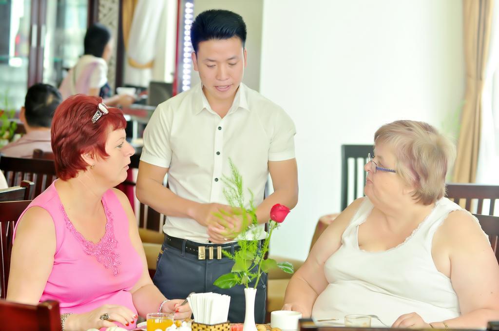 Tay Bac Hotel Đà Nẵng Extérieur photo